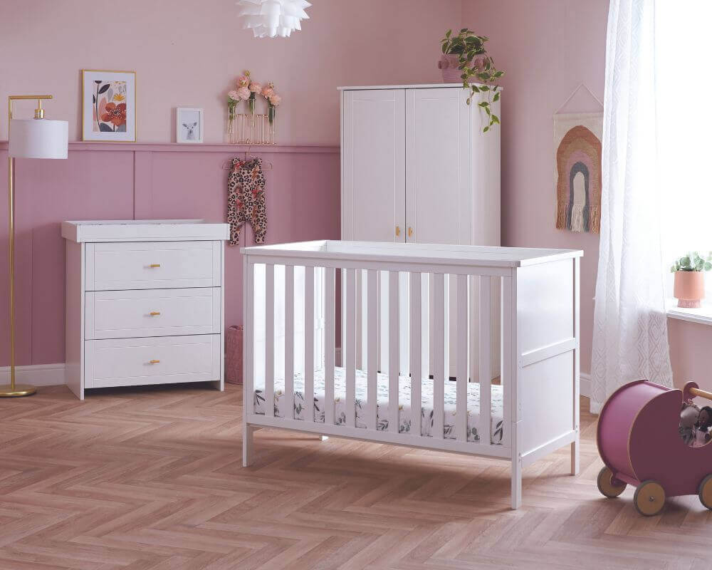 Obaby White Evie Mini 3 Piece Room Set - Bedroom View