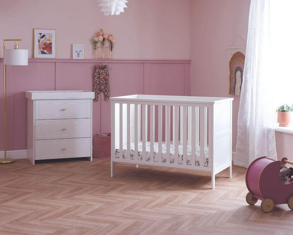 Obaby White Evie Mini 2 Piece Room Set - Bedroom Setting