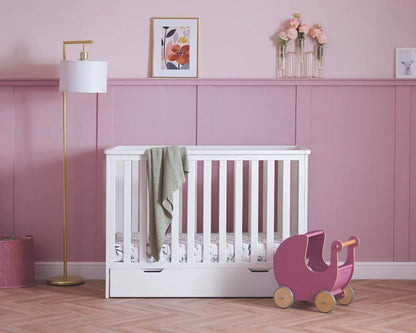 Obaby White Evie Mini Cot Bed - Bedroom View