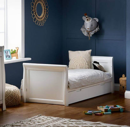 Obaby Stamford Classic Toddler Bed - White - Bedroom Setting