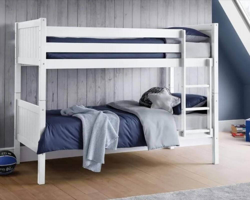 Front View - Julian Bowen White Bella Bunk Bed - Bedroom Setting