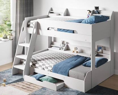 Flair Furnishings - Flick Triple-sleep Bunk Beds - White - Front Side View - Bedroom Setting